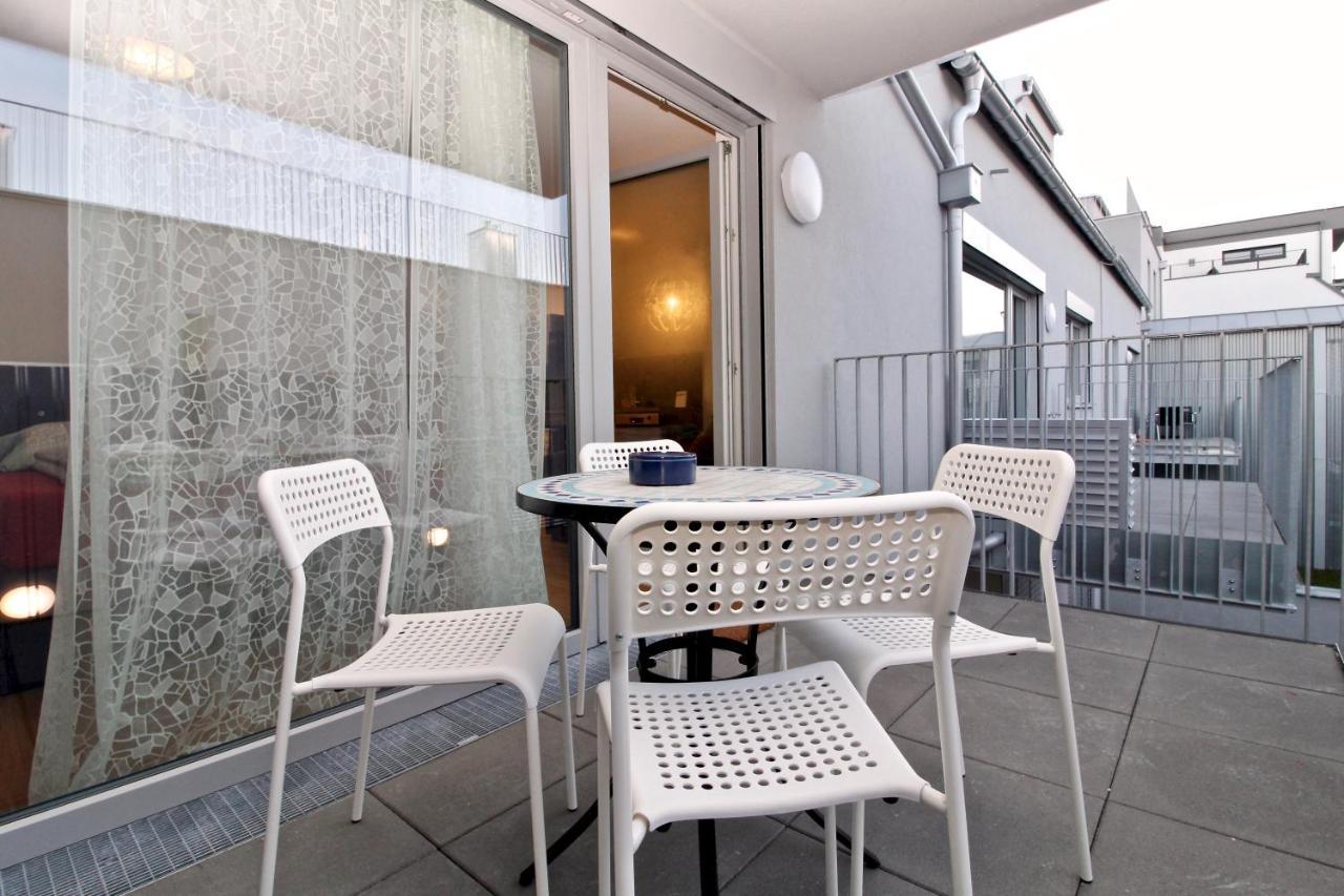 Balcony/Pool/Free Parking Garage Studio Wien Exterior foto