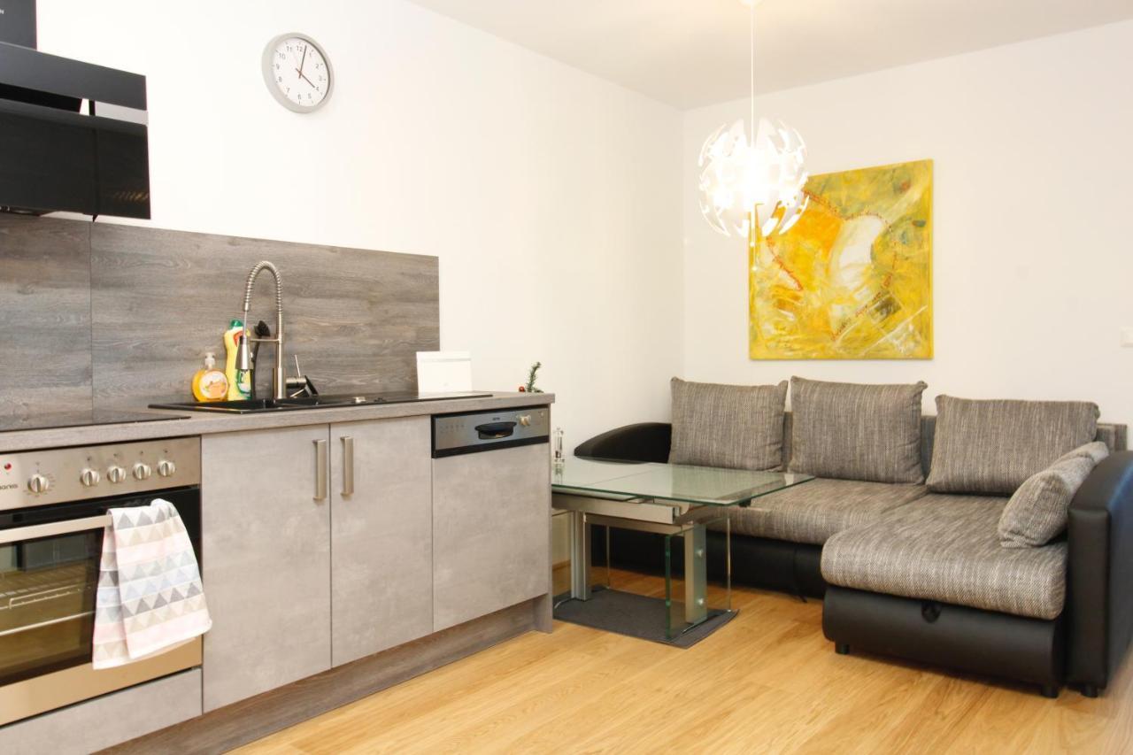 Balcony/Pool/Free Parking Garage Studio Wien Exterior foto