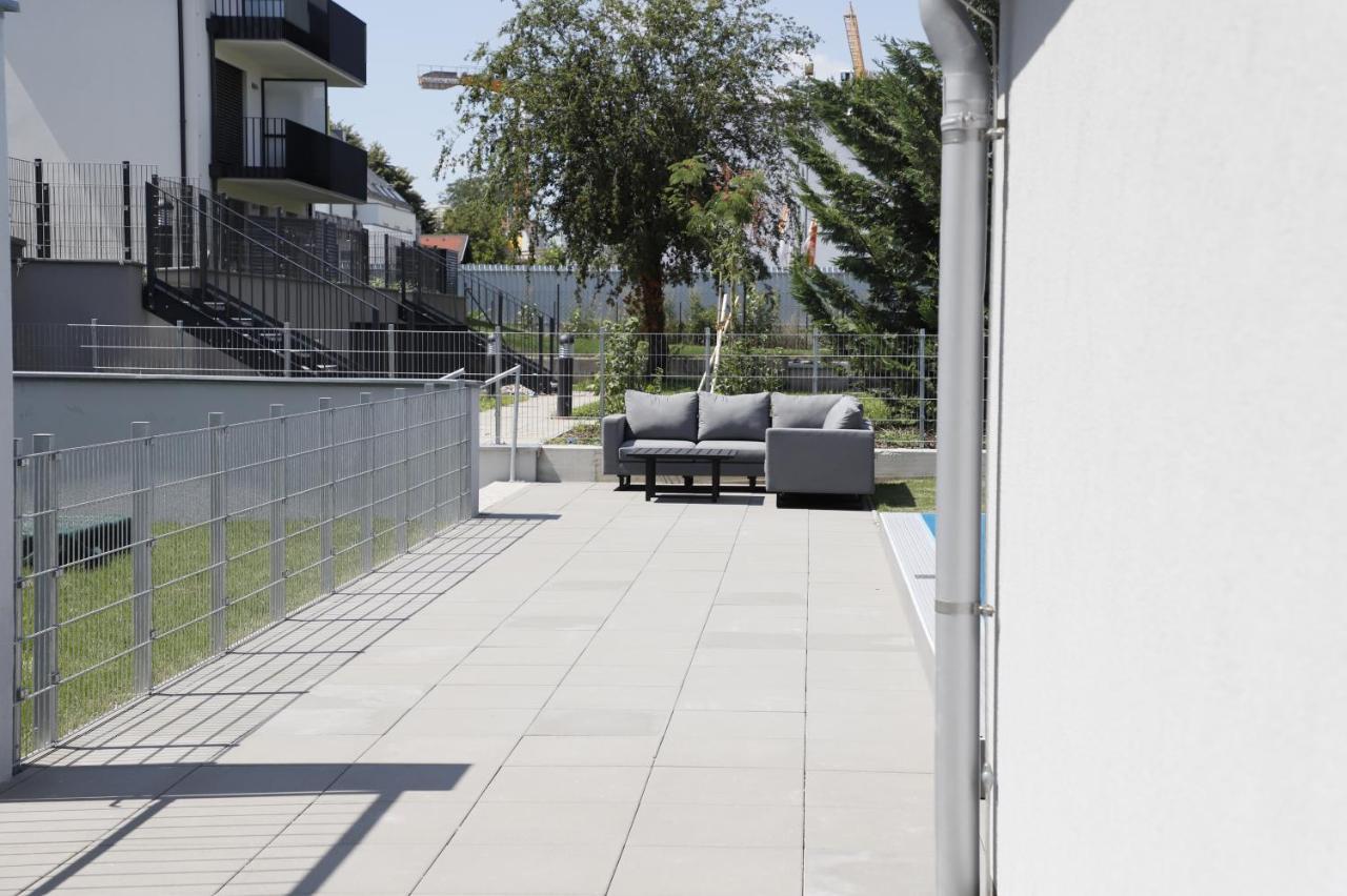 Balcony/Pool/Free Parking Garage Studio Wien Exterior foto