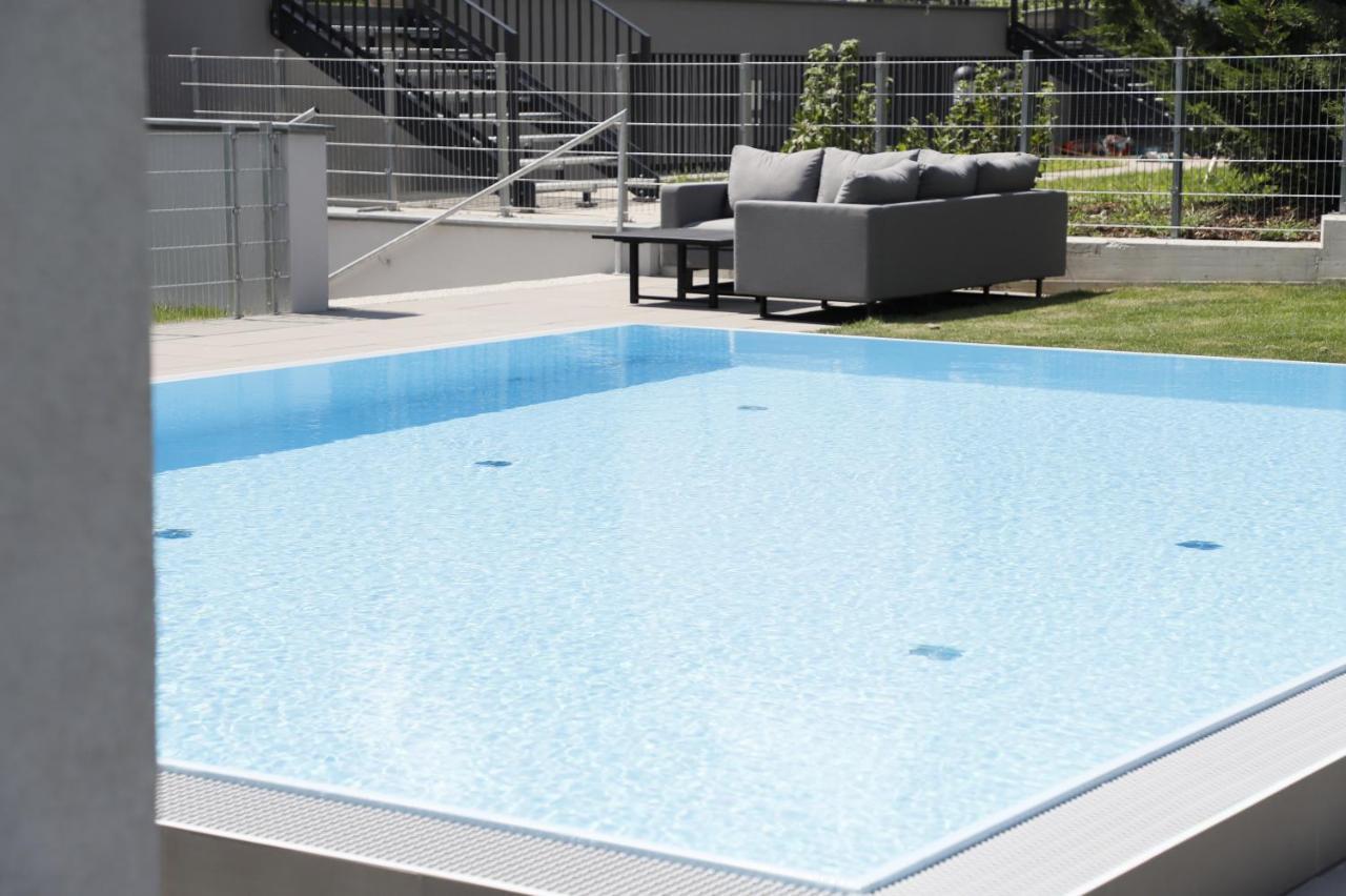 Balcony/Pool/Free Parking Garage Studio Wien Exterior foto